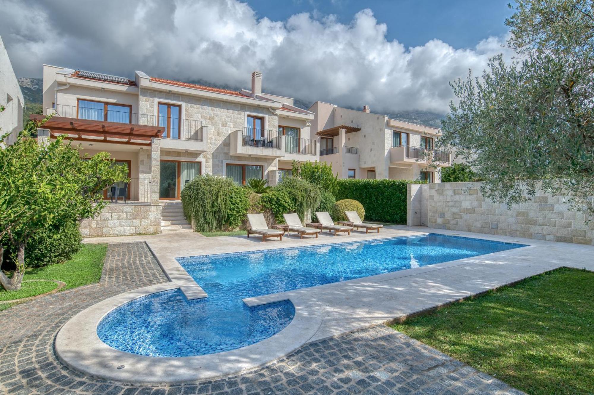 Villa Zen Port Petrovac Екстериор снимка